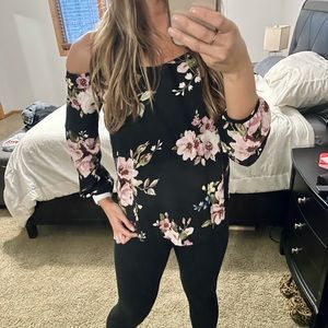 ❤️ black floral blouse